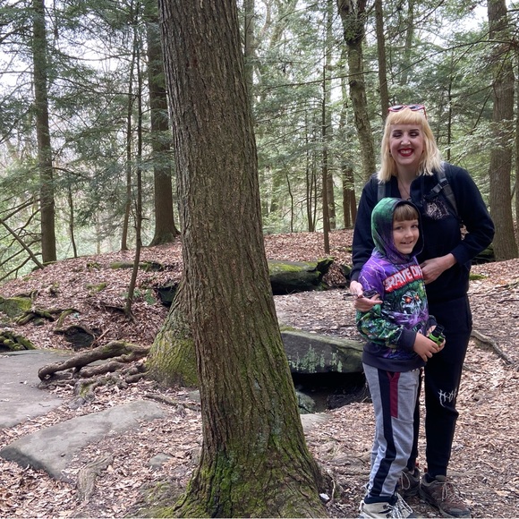 Meet your Posher, Shari - Picture 15 of 16